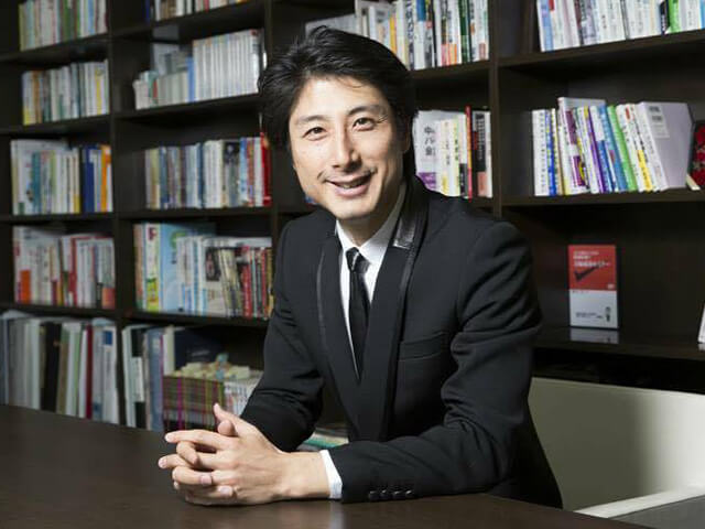 岩渕 龍正氏