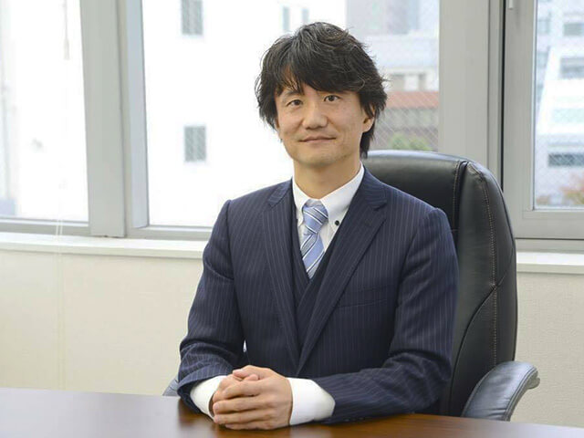 鶴田 幸久氏